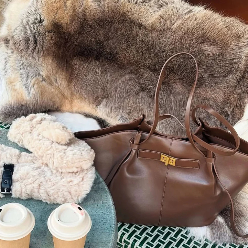 The Vienna Shopper Tote Bag