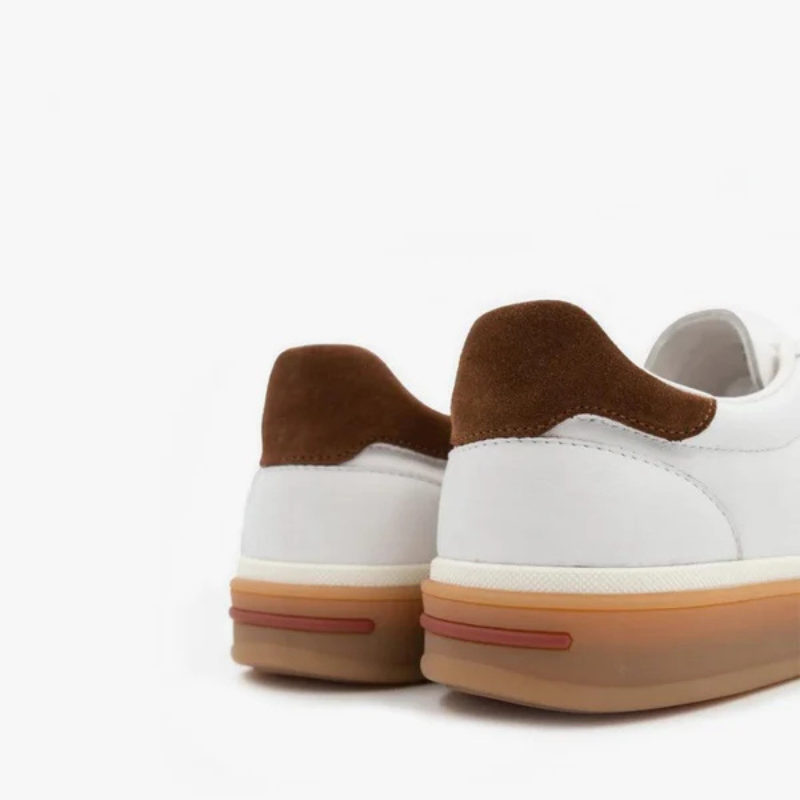 The Lisbon Leather Low-Top Sneaker