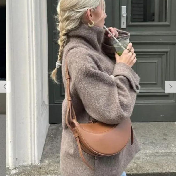 The Verona Saddle Crossbody Bag