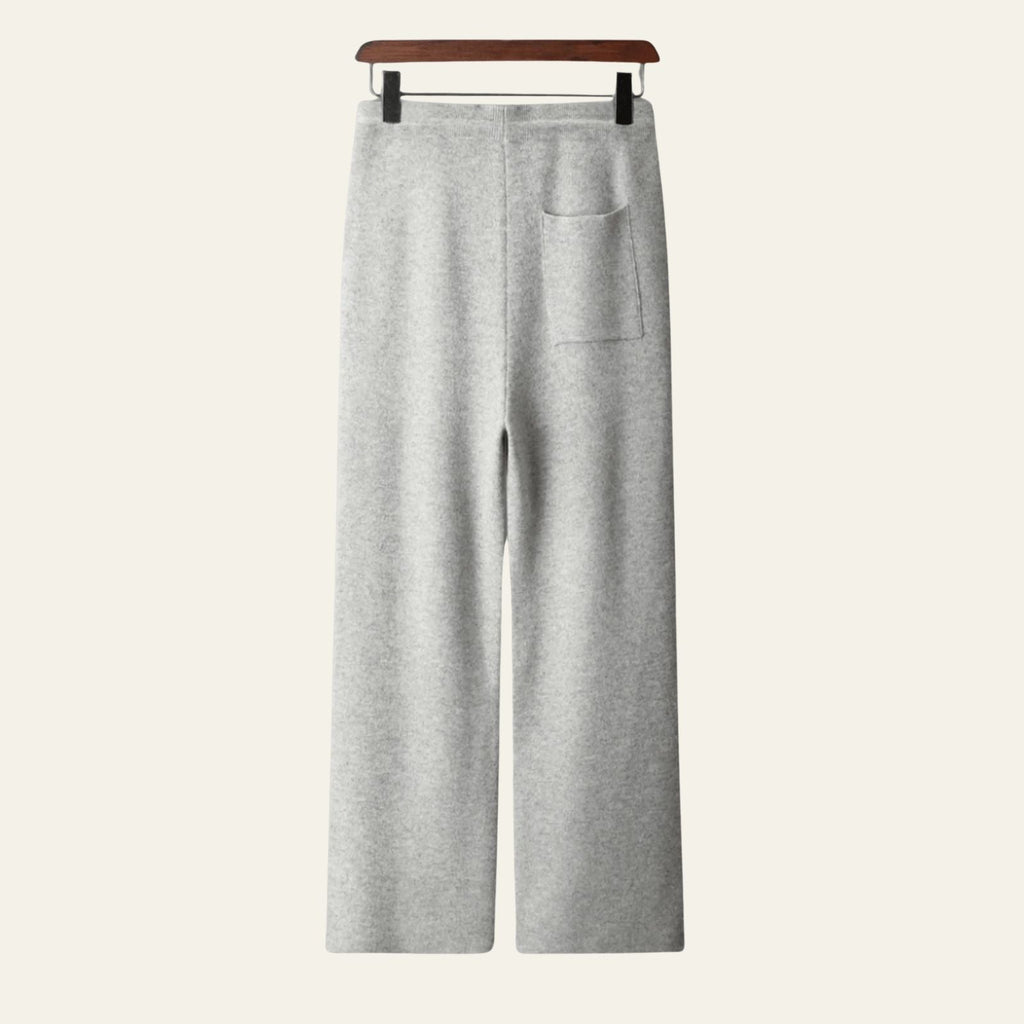 The Vienna Cashmere Relaxed Sweatpant