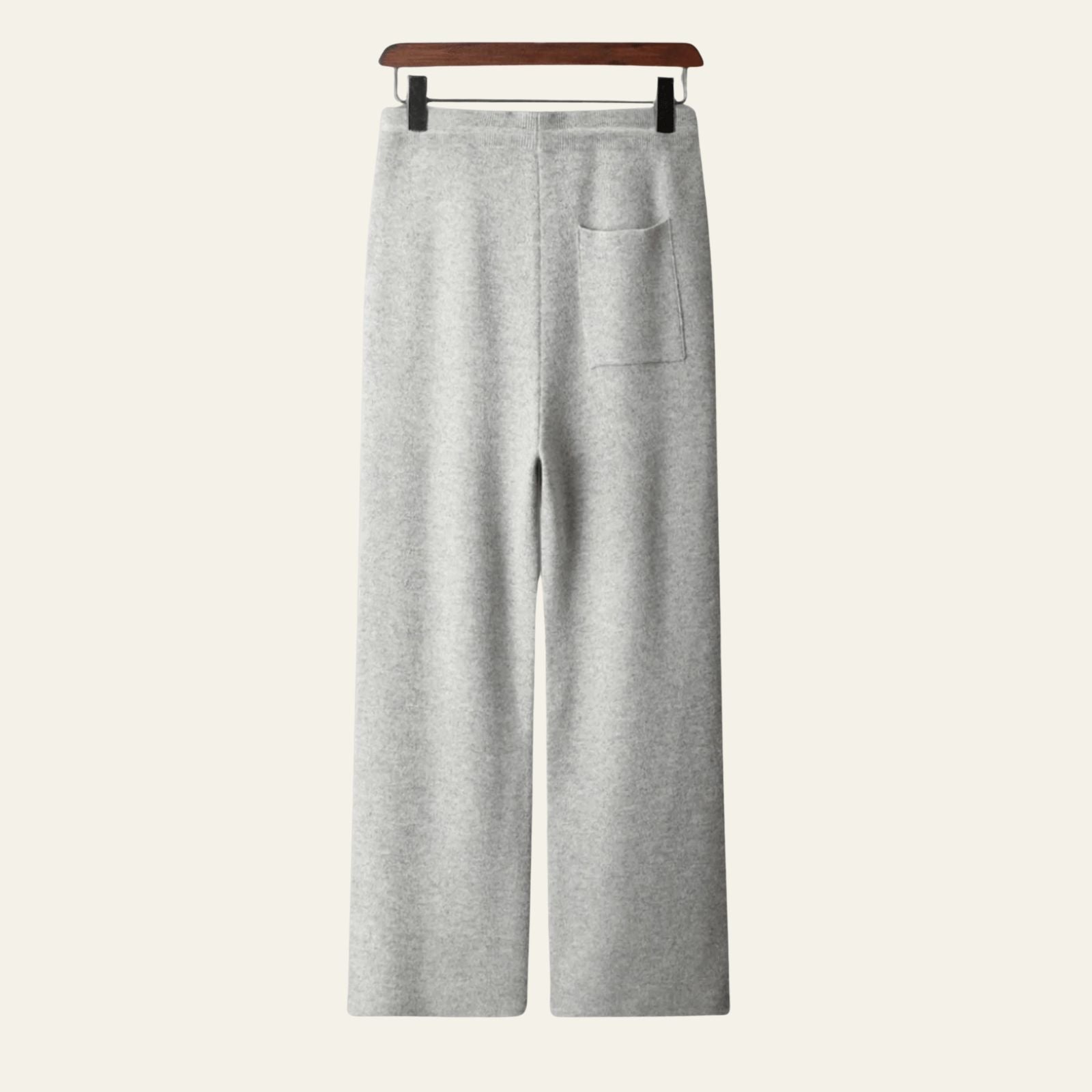 The Vienna Cashmere Relaxed Sweatpant