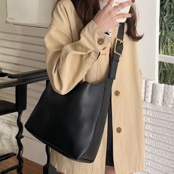 The Siena Leather Hobo Bag